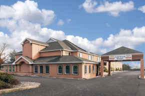  Comfort Inn Amish Country  Нью Холланд